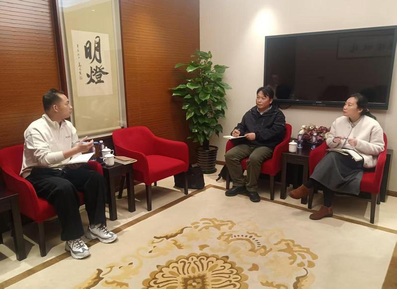 用好红色资源 深化校馆合作 共...